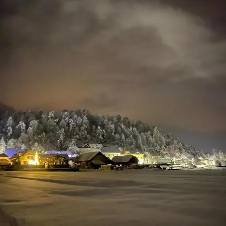 Hisa Haasberg 别墅 Planina (Notranjska)