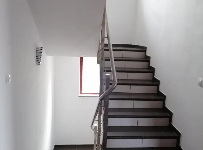 Hisa Haasberg Villa Planina (Notranjska)